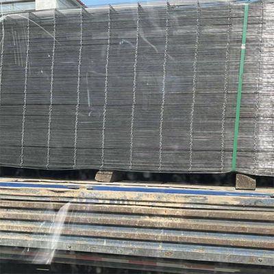 20 Gauge 4ftx8ft ঝালাই ওয়্যার পাখি খাঁচা প্যানেল Aviary ঝালাই ওয়্যার জাল